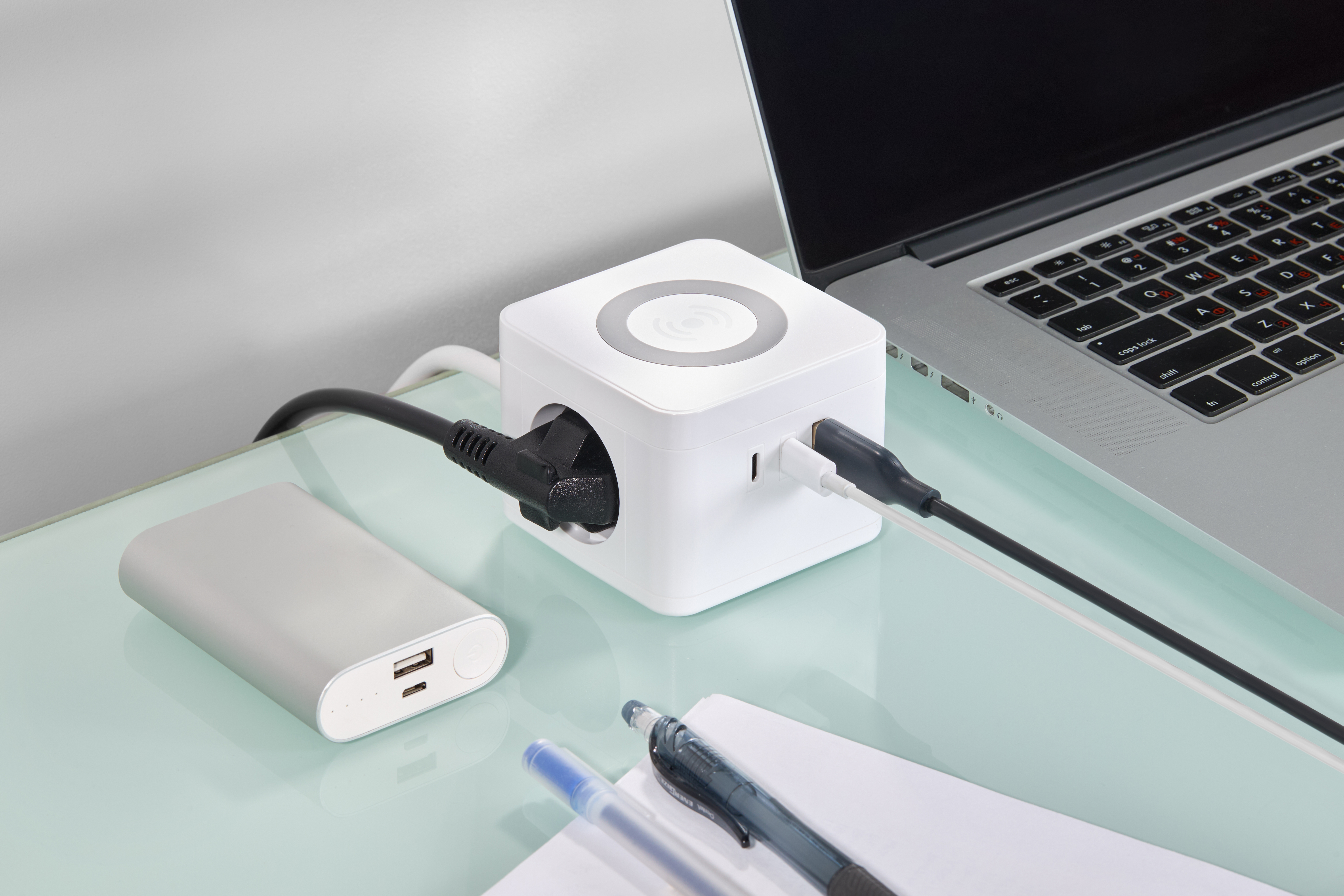 Удлинитель DOMINIC Qi10Вт У02К 1,3м 3х1мм2 USB A+C белый IEK во Владивостоке