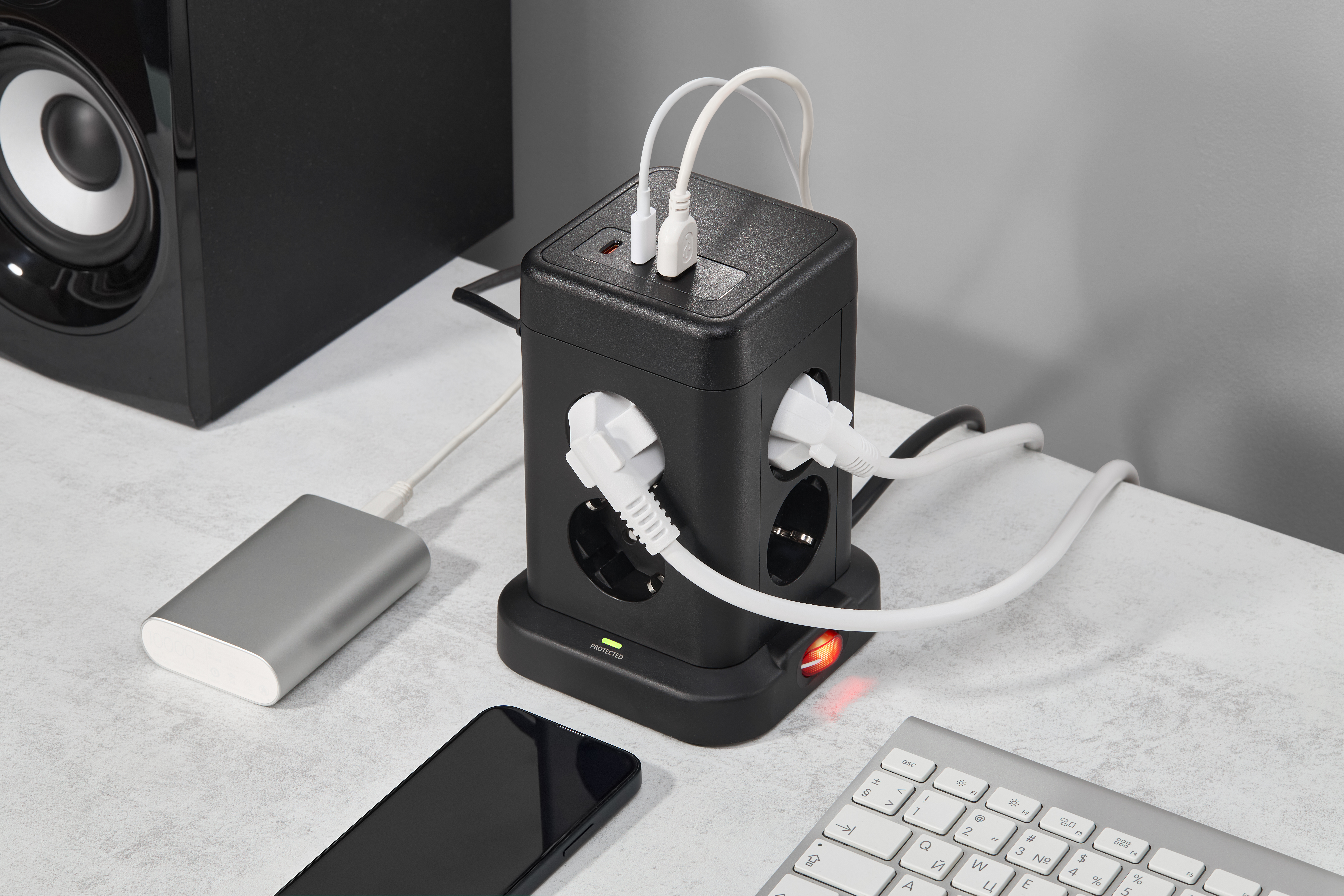 Удлинитель DOMINIC У08K 1,5м 3х1мм2 USB A+C 20Вт черный IEK во Владивостоке