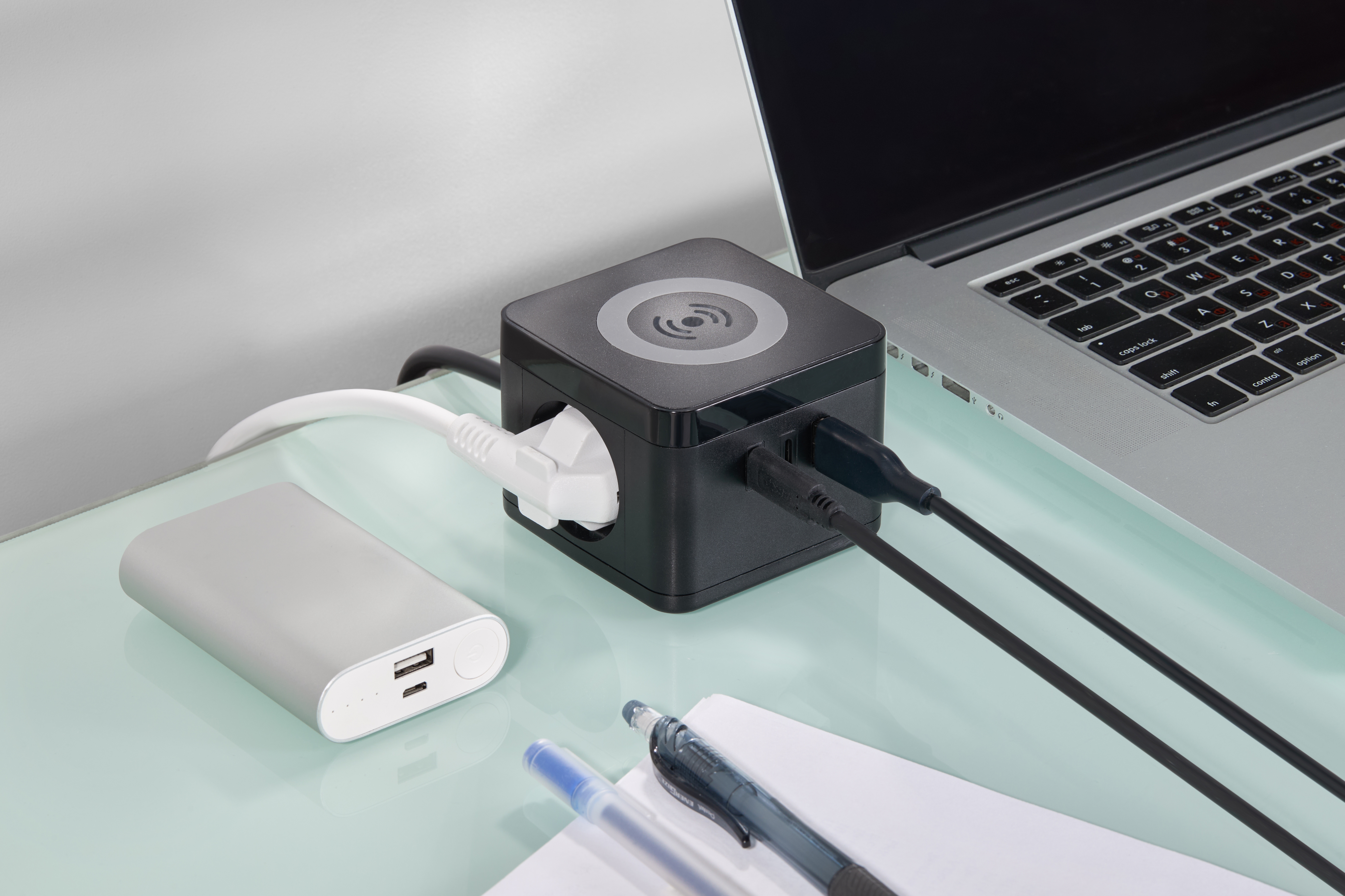 Удлинитель DOMINIC Qi10Вт У02К 1,3м 3х1мм2 USB A+C черный IEK во Владивостоке