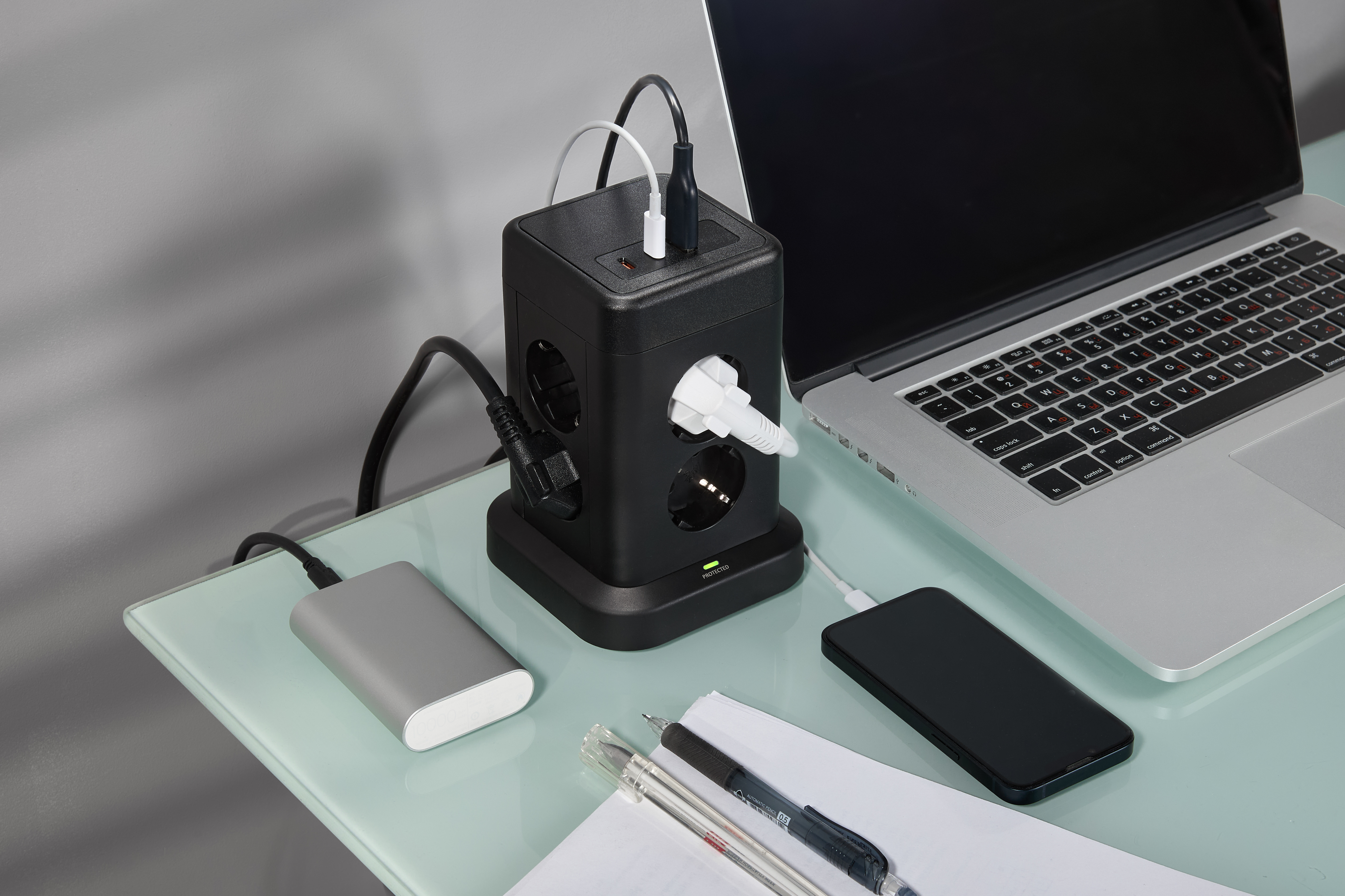 Удлинитель DOMINIC У08K 1,5м 3х1мм2 USB A+C 20Вт черный IEK во Владивостоке