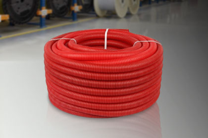 Труба гофрированная DKC красная 