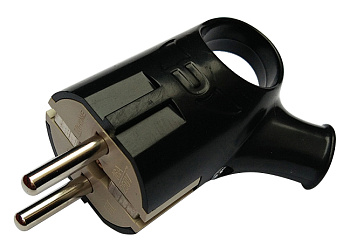 Вилка угловая с кольцом с заземлением 16А черная 4220 IN HOME во Владивостоке