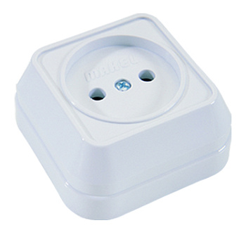 Розетка одинарная накладная MAKEL белая во Владивостоке