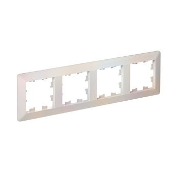 Рамка четырехместная AtlasDesign AIR SE жемчуг/дымчатая белая во Владивостоке
