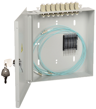 ITK кросс настенный укомплектованный: LC (duplex) 8шт; (OM2)  – купить щиты пластиковые, металлические оптом и в розницу  ITK кросс настенный укомплектованный: LC (duplex) 8шт; (OM2) во Владивостоке