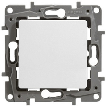 Выключатель одноклавишный ETIKA Legrand белый во Владивостоке