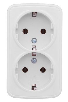 Розетка двойная НАКЛАДНАЯ с заземлением Минск EKF белая во Владивостоке