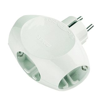 Тройник MAKEL с заземлением 16А во Владивостоке