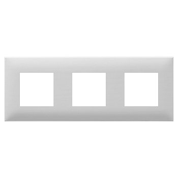 Рамка Avanti "Белое облако", 3 поста (6 мод.) DKC во Владивостоке