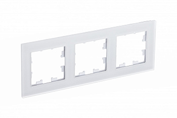 Рамка тройная AtlasDesign Nature SE матовое стекло белая во Владивостоке